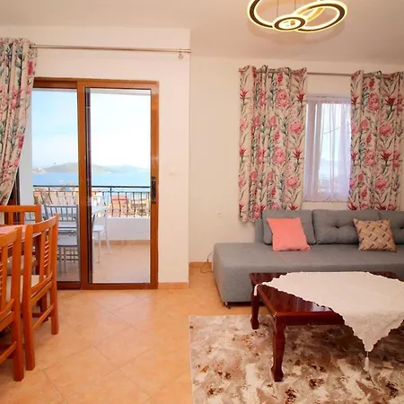 Apartment Stunning Sea View 1-bed In *